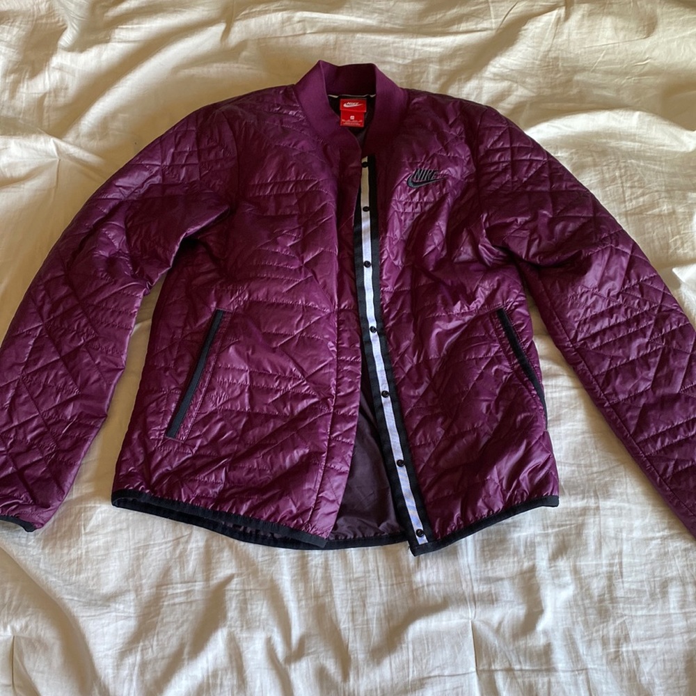 Purple Nike puffer jacket. Size: xs